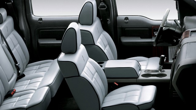 2023 Lincoln Mark LT interior
