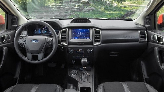 2023 Ford Ranger PHEV interior