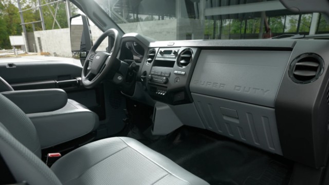 2023 Ford F-750 interior