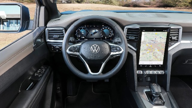 2024 Volkswagen Amarok interior