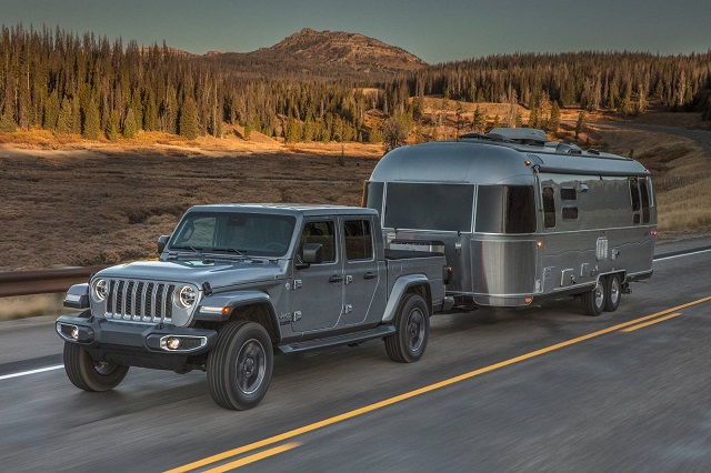 2025 Jeep Gladiator towing capacity
